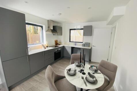 Kitchen: