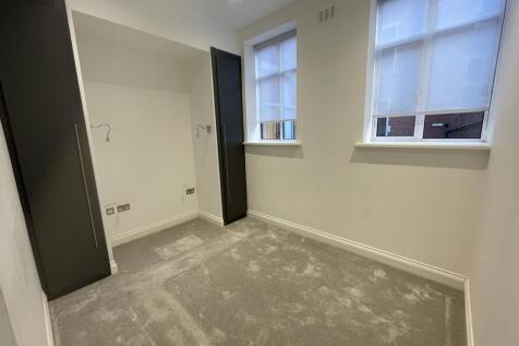 bedroom2.jpg