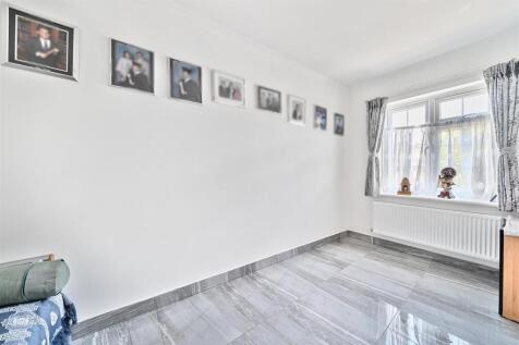 Family Room:
