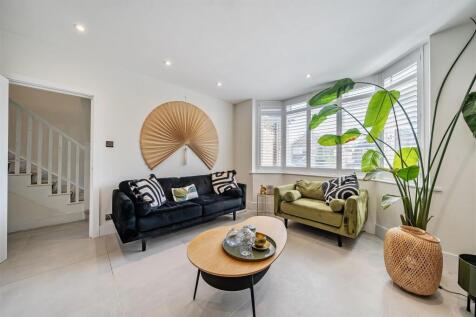 Living Room: