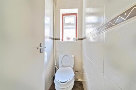 Separate WC: