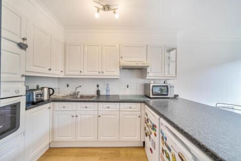 Reception Room/Open Plan Kitchen: