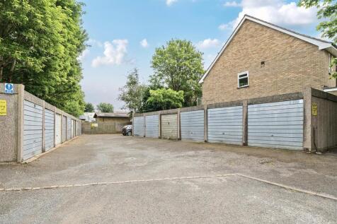 Garage: