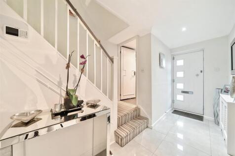 Entrance Hall: