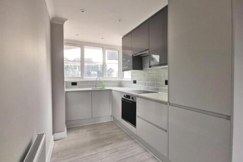 Kitchen: