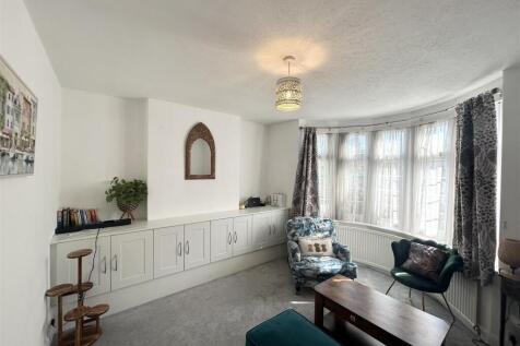 Family Room: