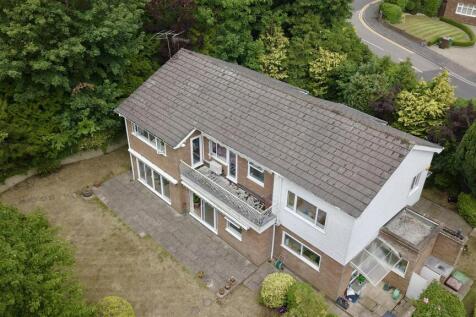 Exterior Rear: