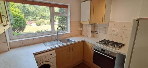 Kitchen:
