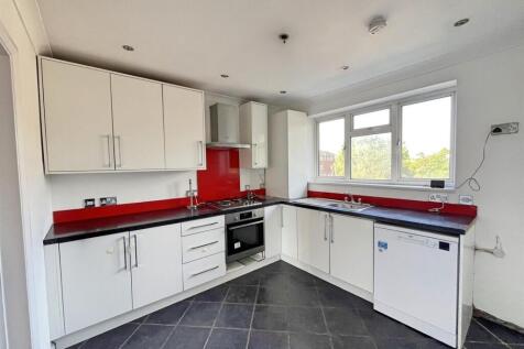 Kitchen: