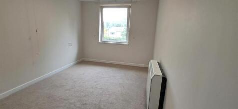 Bedroom: