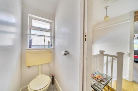 Separate WC: