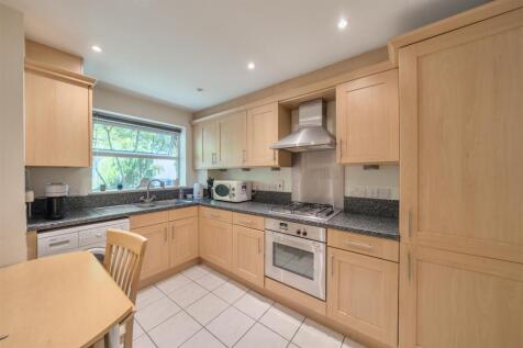 Kitchen: