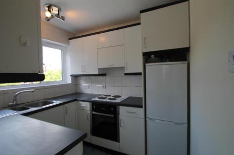 Kitchen: