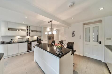 Kitchen/Diner/Morning Room: