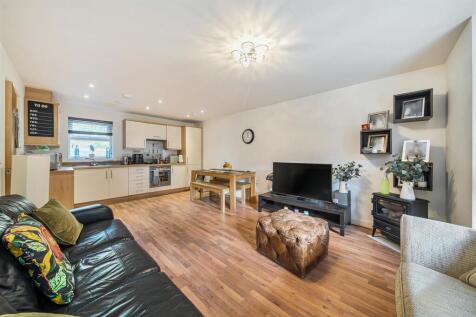 Reception Room/Open Plan Kitchen: