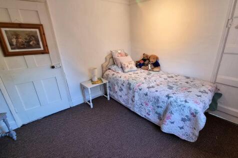 bed 3