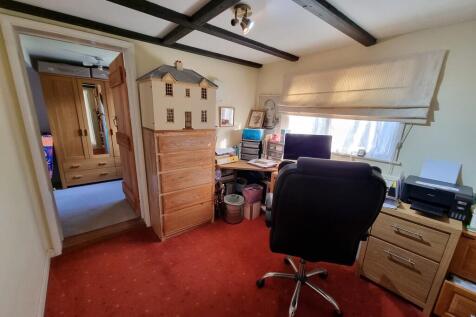 bed office