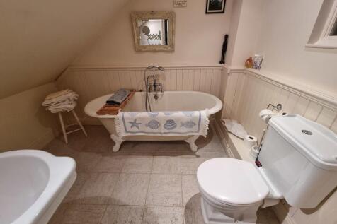bath en-suite