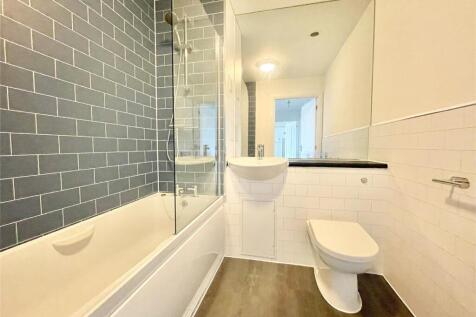 bathroom a.jpg