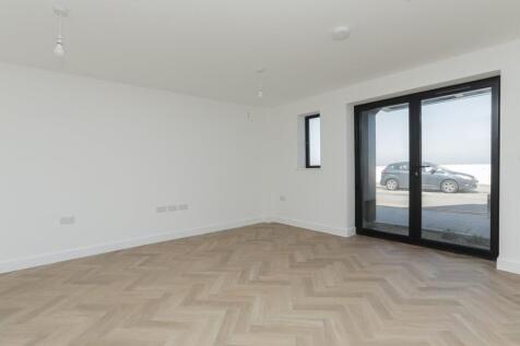 Apartment 4