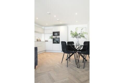Apartment 6