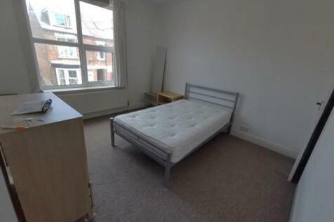 bed2.jpg