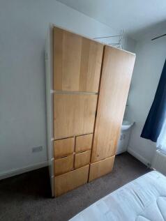 bed1.jpg