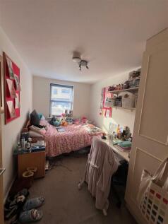 bed 4.jpg