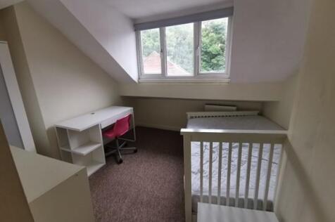 bedroom 4.jpg