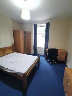 bedroom2.jpg