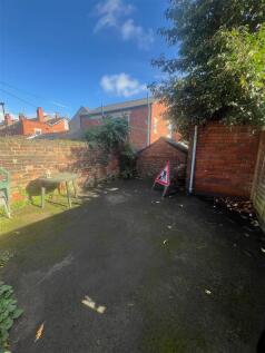 107 svr - garden.jpg