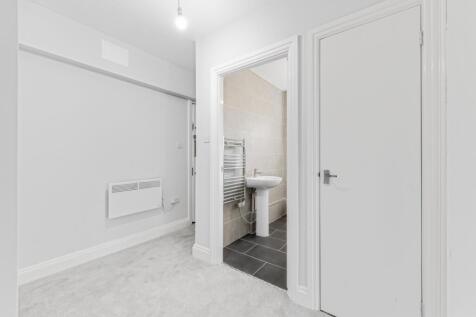 KFH-1a_Brook_Lodge-2