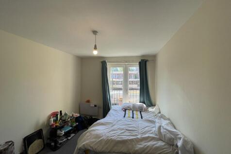 Photograph 4
