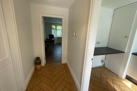 Photograph 28