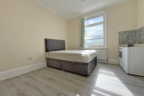 Room 4 Bell Road