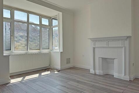 4th Bed / Reception Room