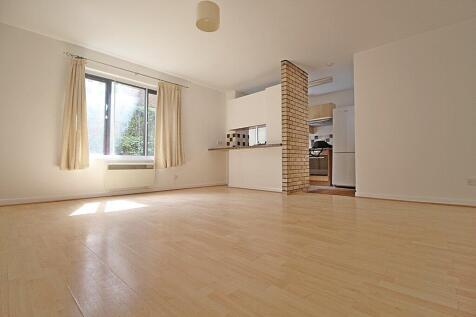 2 Bed Flat
