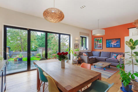 Kitchen/Diner/ Snug