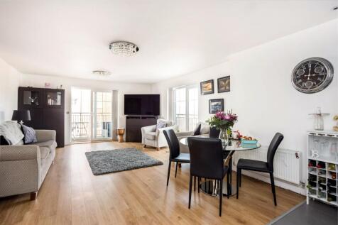 Sitting / Dining Room