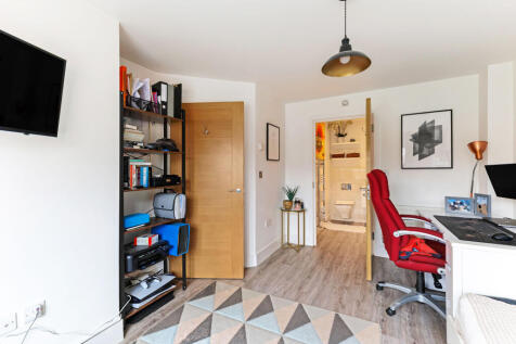 Study / Bedroom
