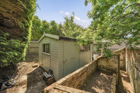 Garden shed