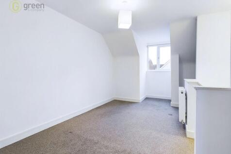 Bedroom 1 (Second Floor)