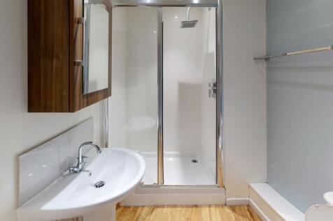 Flat-6-101-Queens-Ro
