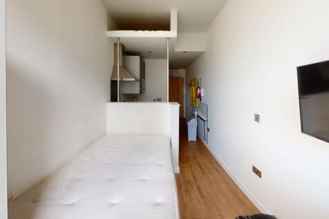 Flat-4-66b-Queens-Ro