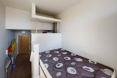 Flat-14-66b-Queens-R