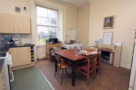 UM, 23 Southleigh Ro