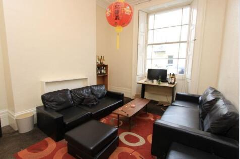 UM, 23 Southleigh ro