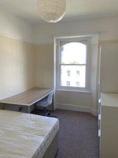 77 Pembroke Road Bed