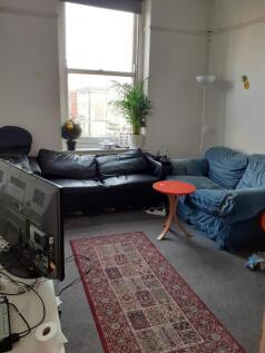 2FF, 104 WLR lounge.