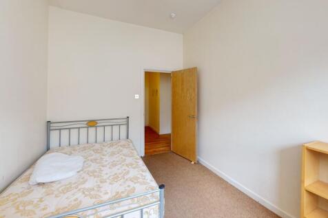 Flat-4-67-69-Queens-